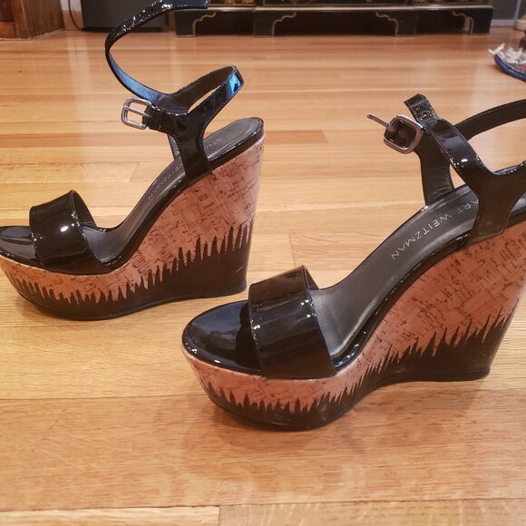 UNIQUE Stuart Weitzman platform patent leather sandals - Picture 4 of 5